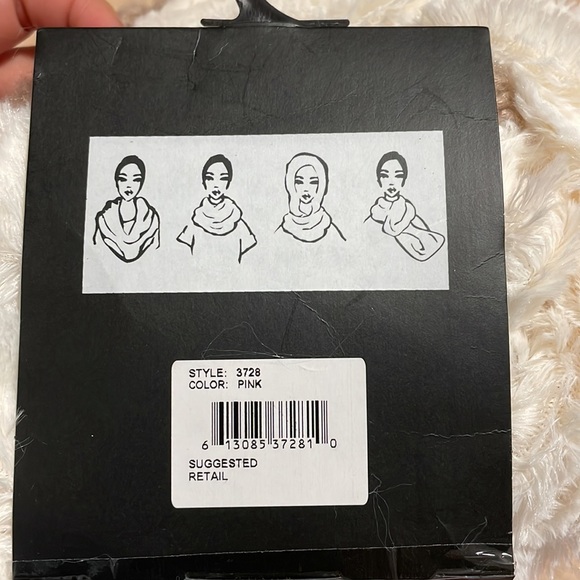 Modena - Infinity Scarf - Pink Knit, White Faux Fur - Picture 5 of 6